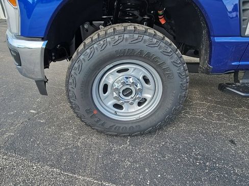 New 2026 Ford F250 XL w/ XL Off-Road Package image 33