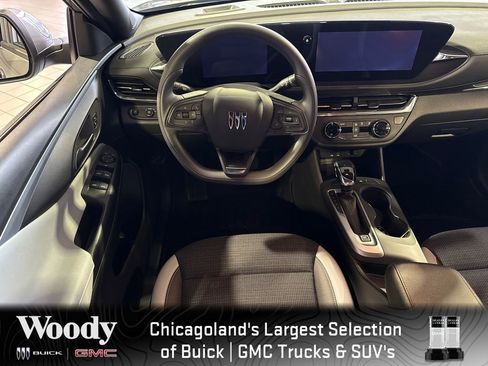 Certified 2025 Buick Envista Preferred image 24