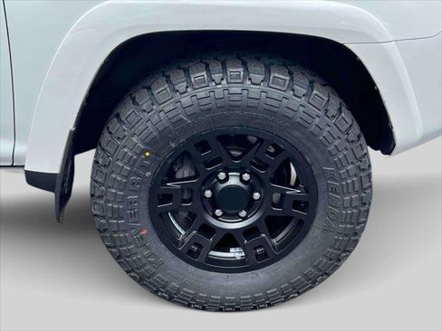 Certified 2022 Toyota 4Runner SR5 image 13