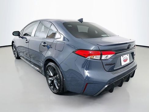 Used 2025 Toyota Corolla SE FWD image 7