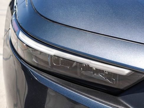Used 2023 Honda Accord EX image 7