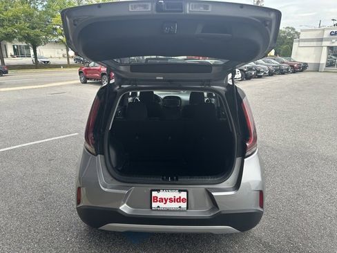 Used 2023 Kia Soul LX w/ Option Group 015 image 15