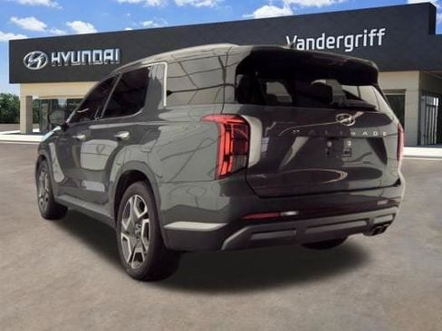 Used 2024 Hyundai Palisade SEL w/ Premium Package FWD image 8