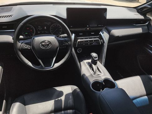 Used 2021 Toyota Venza Limited AWD/4WD image 20