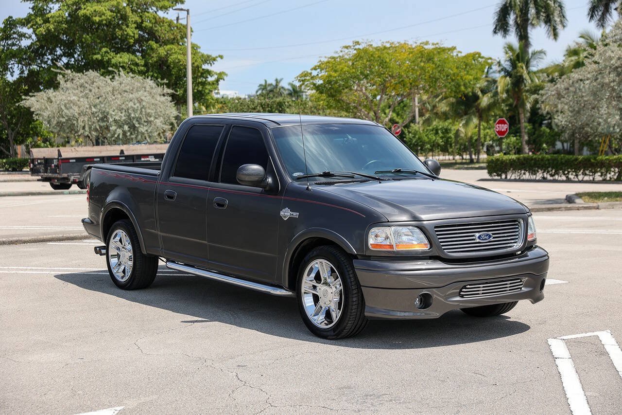 Used 2002 Ford F150 Harley-Davidson RWD image 2
