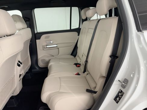 Used 2026 Mercedes-Benz GLB 250 image 14