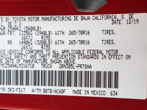Used 2020 Toyota Tacoma TRD Off-Road w/ Technology Package AWD/4WD image 45