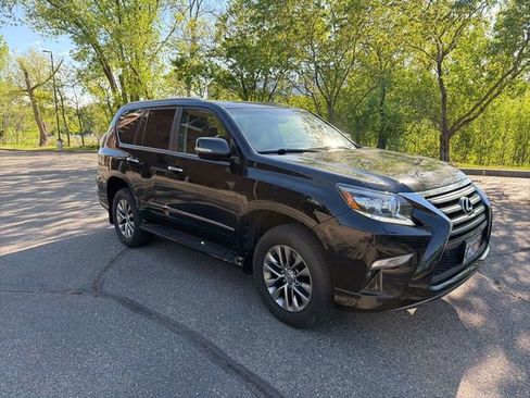 Used 2018 Lexus GX 460 Luxury w/ Preferred Accessory Package AWD/4WD image 11