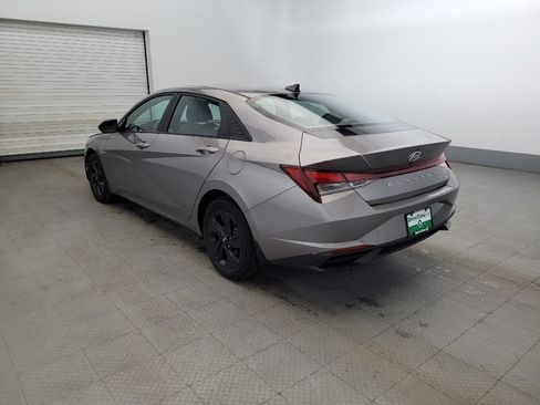 Used 2023 Hyundai Elantra SEL image 5