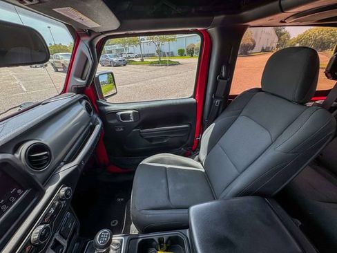 Used 2020 Jeep Wrangler Sport AWD/4WD image 15