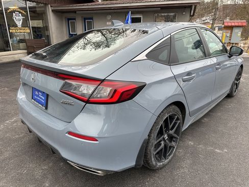 Used 2023 Honda Civic Sport Touring image 5