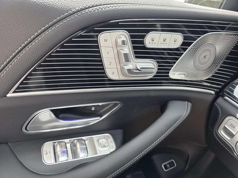 Used 2025 Mercedes-Benz GLE 53 AMG 4MATIC image 15