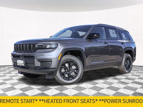 New 2025 Jeep Grand Cherokee L Altitude image 2