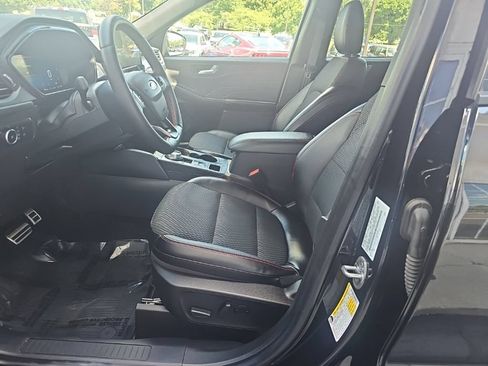 Used 2024 Ford Escape ST-Line Select w/ Tech Pack #2 AWD/4WD image 9