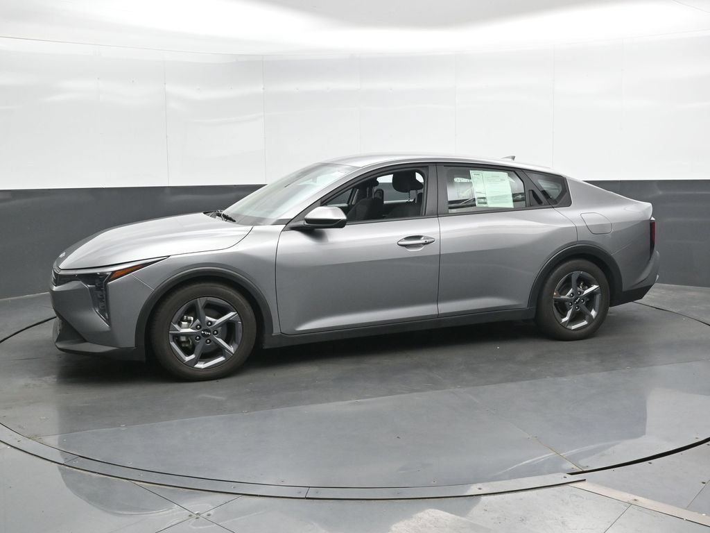 Used 2025 Kia K4 FWD image 8