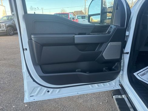 Used 2024 Ford F150 Lariat w/ Bed Utility Package image 13