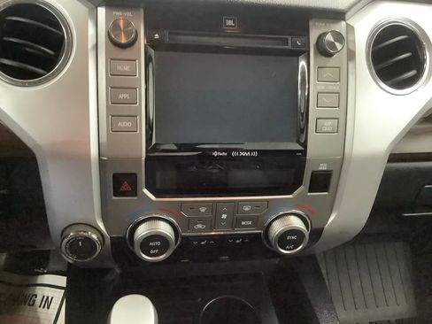 Used 2019 Toyota Tundra Limited w/ Limited Premium Package AWD/4WD image 18