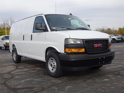 New 2025 GMC Savana 2500 w/ Driver Convenience Package image 13