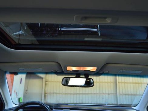 Used 2014 Toyota Avalon Limited FWD image 24