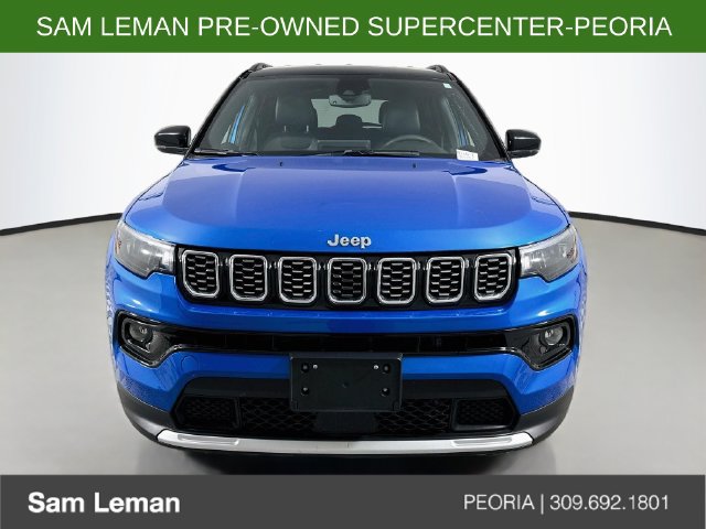 Used 2025 Jeep Compass Limited AWD/4WD image 2