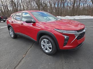 Used 2026 Chevrolet Trax LS video 1