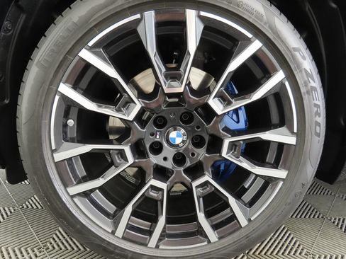 Used 2026 BMW X5 sDrive40i w/ M Sport Package RWD image 31