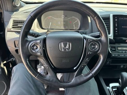 Used 2019 Honda Ridgeline Black Edition image 16