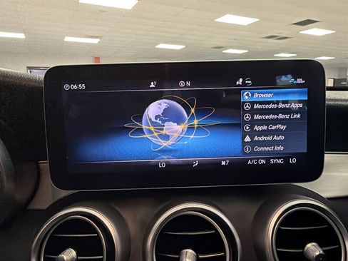Used 2019 Mercedes-Benz C 300 Sedan image 41