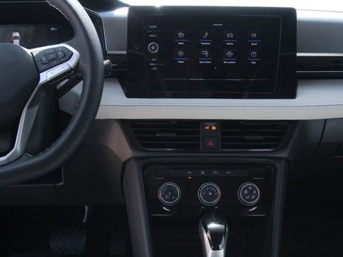 New 2025 Volkswagen Taos S image 18