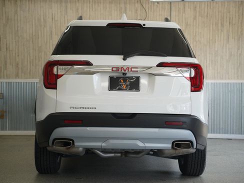 Used 2023 GMC Acadia SLT FWD image 9