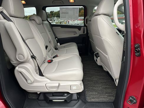 New 2026 Honda Odyssey EX-L image 14