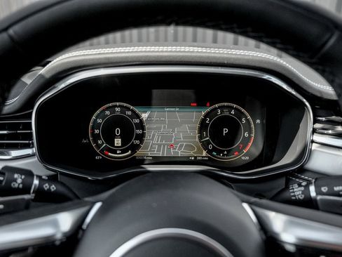 Used 2025 Jaguar F-PACE R-Dynamic S image 11