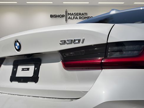 Used 2025 BMW 330i Sedan RWD image 28