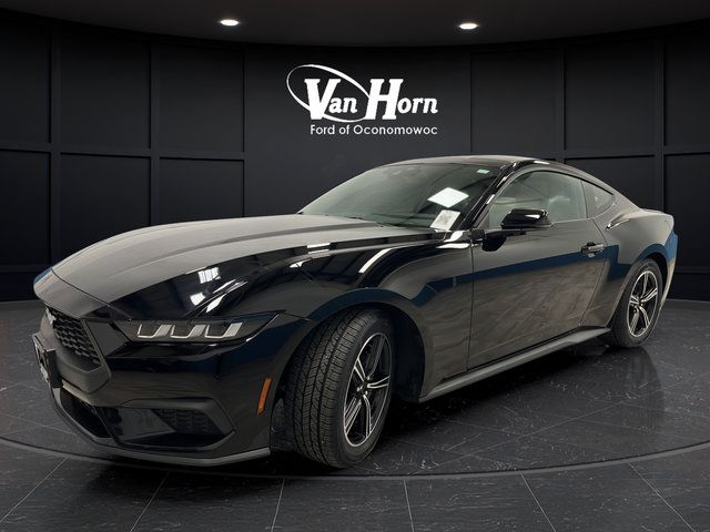 Used 2025 Ford Mustang Premium RWD image 3