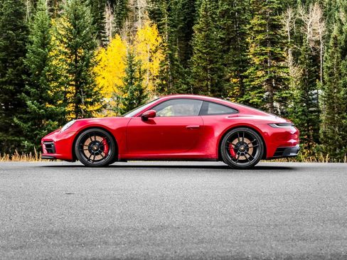 Used 2022 Porsche 911 Carrera GTS image 4