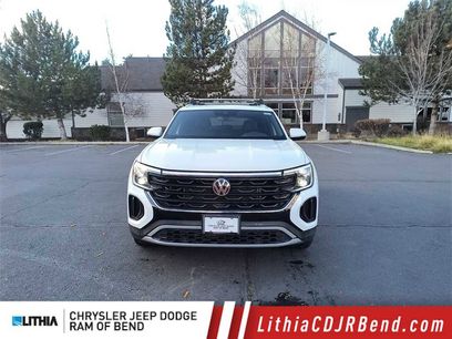 Used 2024 Volkswagen Atlas Cross Sport SE