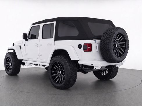 Used 2024 Jeep Wrangler Unlimited Sport AWD/4WD image 7
