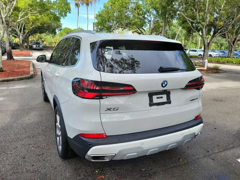 Used 2024 BMW X5 sDrive40i w/ Parking Assistance Package RWD image 3