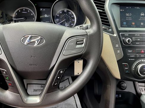 Used 2017 Hyundai Santa Fe Sport FWD image 12