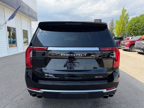 New 2025 GMC Yukon XL Denali w/ Denali Reserve Package AWD/4WD image 6