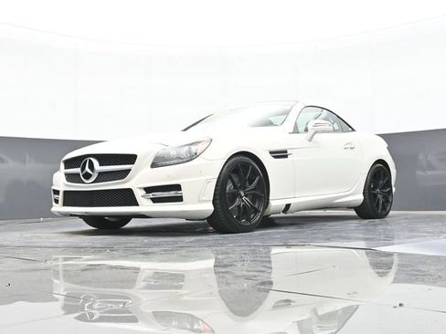 Used 2013 Mercedes-Benz SLK 350 image 52
