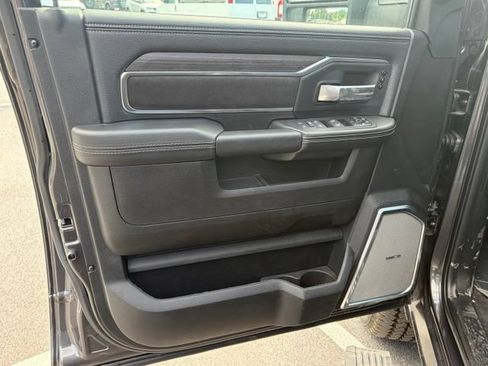 New 2026 RAM 2500 Laramie AWD/4WD image 12