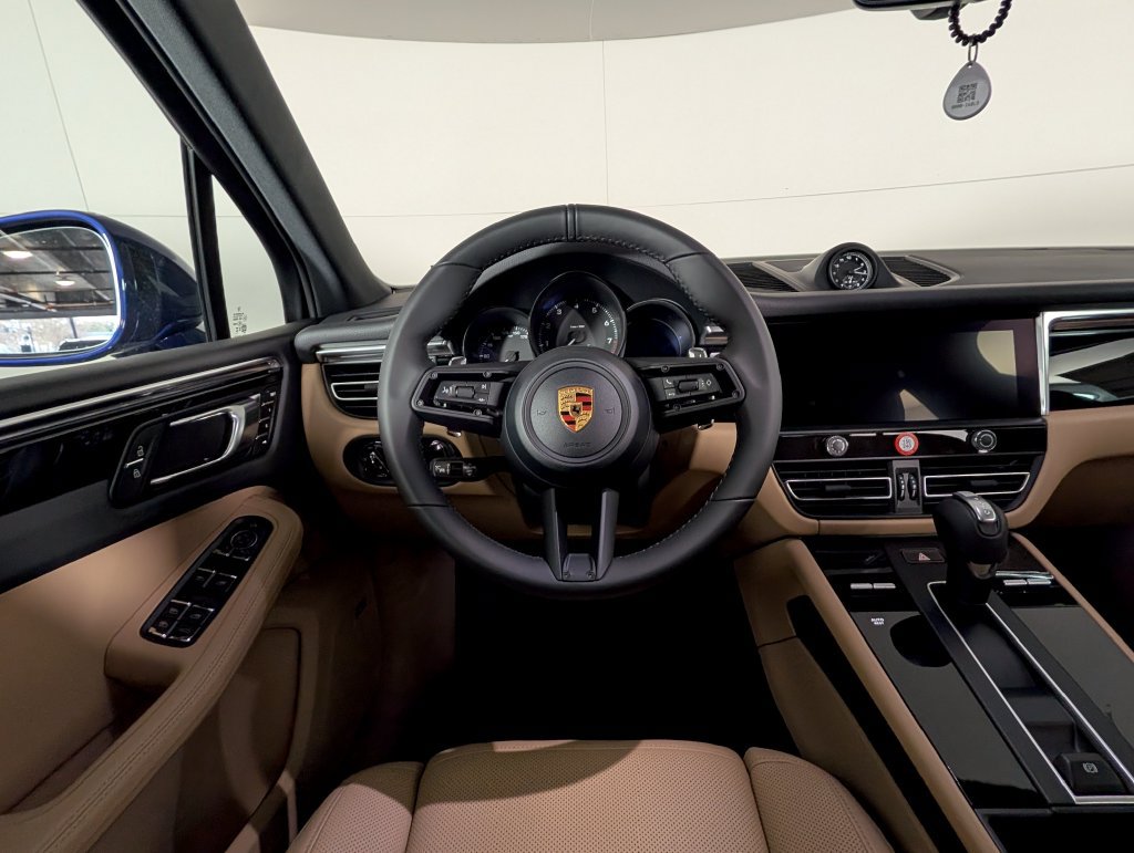 New 2026 Porsche Macan AWD/4WD image 21