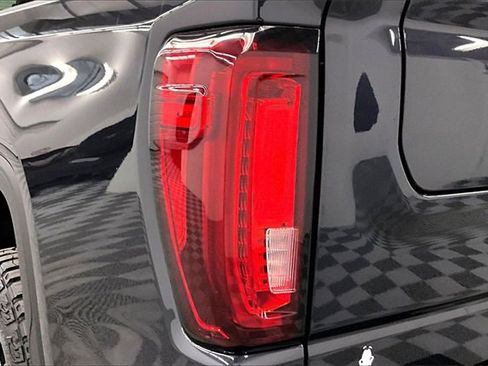 Used 2022 GMC Sierra 1500 AT4 w/ AT4 Premium Package image 34