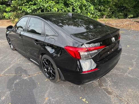 Used 2024 Honda Civic Sport image 3