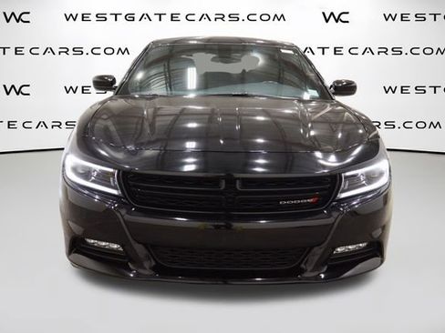 Used 2023 Dodge Charger SXT image 2