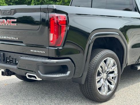 New 2025 GMC Sierra 1500 Denali w/ Denali Reserve Package image 17