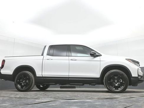 New 2026 Honda Ridgeline Black Edition image 48