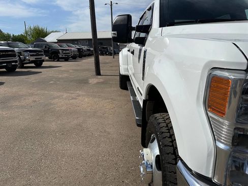 Used 2020 Ford F350 XLT AWD/4WD image 32