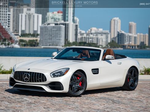Used 2018 Mercedes-Benz AMG GT Roadster image 12